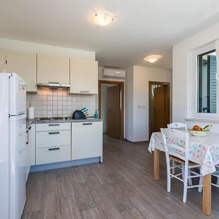 Family Friendly With A Swimming Pool Jurandvor, Krk - 24113 Baska (Krk)