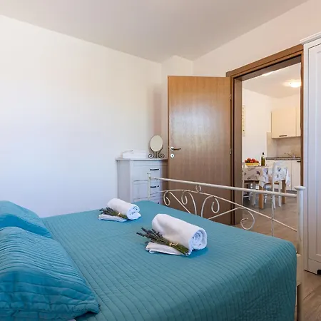 Apartment Family Friendly With A Swimming Pool Jurandvor, Krk - 24113 *