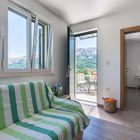 Apartment Family Friendly With A Swimming Pool Jurandvor, Krk - 24113 Baska (Krk)
