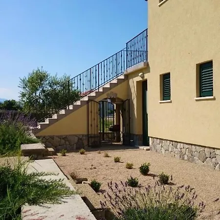 Apartman Family-friendly With Swimming Pool Jurandvor, Krk - 24113 Baska (Krk)